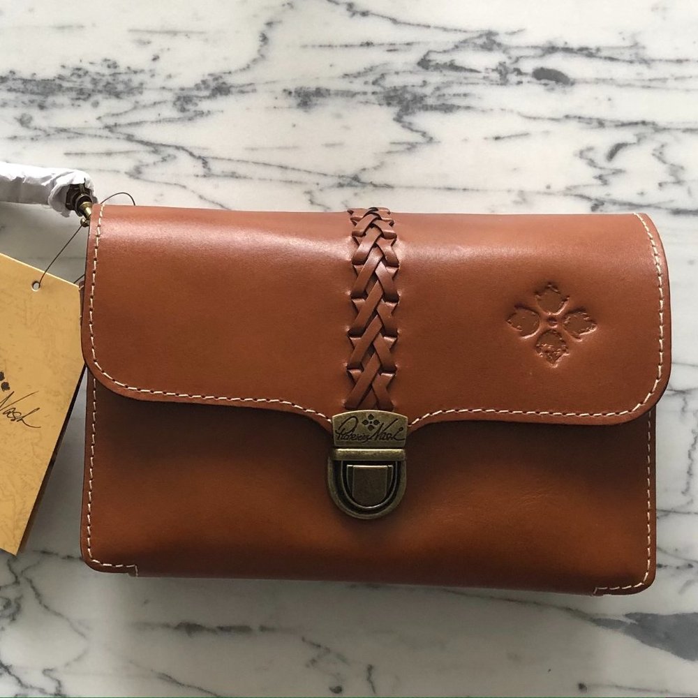 Patricia Nash - Bianco Crossbody Organizer